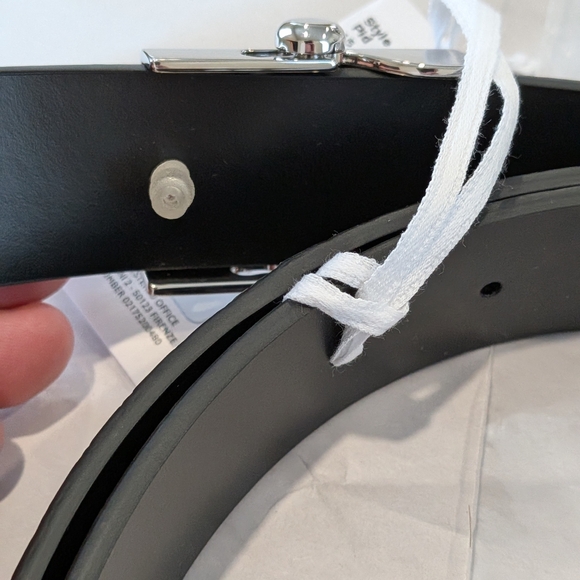 Salvatore Ferragamo Black Belt with Silver Buckle - Picture 4 of 6